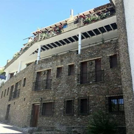 Apartamentos Siete Lagunas Trevelez Bagian luar foto