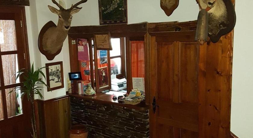 Apartamentos Siete Lagunas Trevelez Bagian luar foto